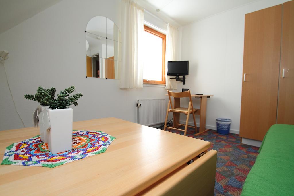 Igdlo Guesthouse Narsaq Chambre photo